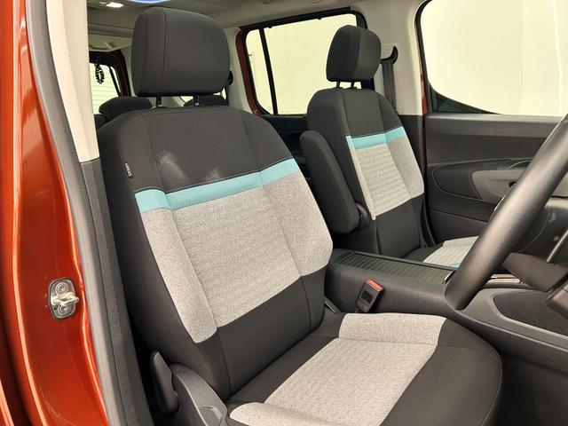 ベルランゴ シャイン　ＡＣＣ　純正ディスプレイオーディオ　フルセグＴＶ　アップルカープレイ　インテリジェントハイビーム　パドルシフト　パーキングセンサー　ＢＳＭ　アクティブセーフティー　ＴＳＩ　ＥＴＣ　リアガラスハッチ（29枚目）