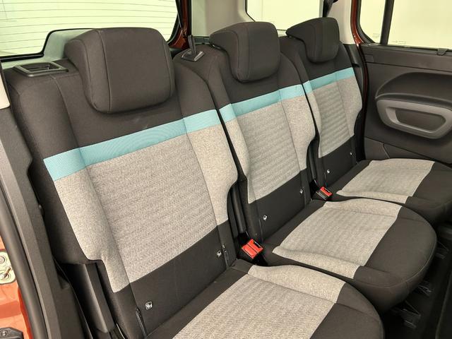 ベルランゴ シャイン　ＡＣＣ　純正ディスプレイオーディオ　フルセグＴＶ　アップルカープレイ　インテリジェントハイビーム　パドルシフト　パーキングセンサー　ＢＳＭ　アクティブセーフティー　ＴＳＩ　ＥＴＣ　リアガラスハッチ（32枚目）