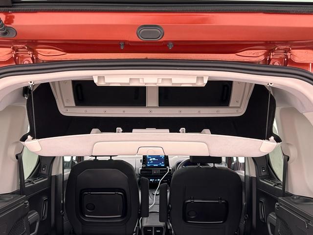 ベルランゴ シャイン　ＡＣＣ　純正ディスプレイオーディオ　フルセグＴＶ　アップルカープレイ　インテリジェントハイビーム　パドルシフト　パーキングセンサー　ＢＳＭ　アクティブセーフティー　ＴＳＩ　ＥＴＣ　リアガラスハッチ（42枚目）