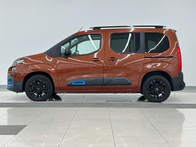 ベルランゴ シャイン　ＡＣＣ　純正ディスプレイオーディオ　フルセグＴＶ　アップルカープレイ　インテリジェントハイビーム　パドルシフト　パーキングセンサー　ＢＳＭ　アクティブセーフティー　ＴＳＩ　ＥＴＣ　リアガラスハッチ（53枚目）