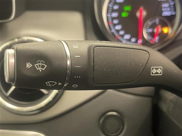 CLAクラス CLA220 4マチック レーダーセーフティPKG プレミアムPKG 純正ナビ バックカメラ ESP オートライト オートワイパー アクティブブレーキアシスト アテンションアシスト ブラインドスポット レーンキープアシスト(10枚目)