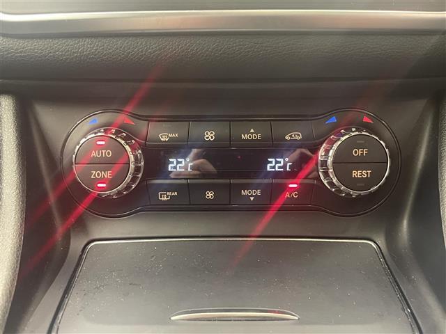 CLAクラス CLA180 純正ナビ ESP アクティブブレーキアシスト アテンションアシスト ブラインドスポット レーンキープアシスト アイドリングストップ オートワイパー オートライト パワーシート シートヒーター(19枚目)