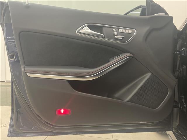 CLAクラス CLA180 純正ナビ ESP アクティブブレーキアシスト アテンションアシスト ブラインドスポット レーンキープアシスト アイドリングストップ オートワイパー オートライト パワーシート シートヒーター(35枚目)