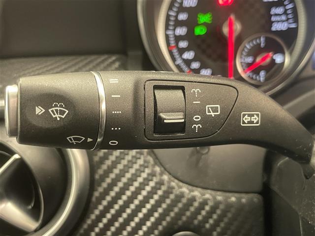 Ａクラス Ａ１８０　レーダーセーフティパッケージ　純正ナビ　Ｒカメラ　キーレスゴー　Ｂｌｕｅｔｏｏｔｈ　ＵＳＢ　ＳＤ　アップルカープレイ　パワーシート　シートヒーター　オートライト　ＡＨＢ　オートワイパー　ＡＨＢ（7枚目）