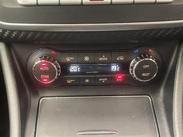 Ａクラス Ａ１８０　レーダーセーフティパッケージ　純正ナビ　Ｒカメラ　キーレスゴー　Ｂｌｕｅｔｏｏｔｈ　ＵＳＢ　ＳＤ　アップルカープレイ　パワーシート　シートヒーター　オートライト　ＡＨＢ　オートワイパー　ＡＨＢ（14枚目）