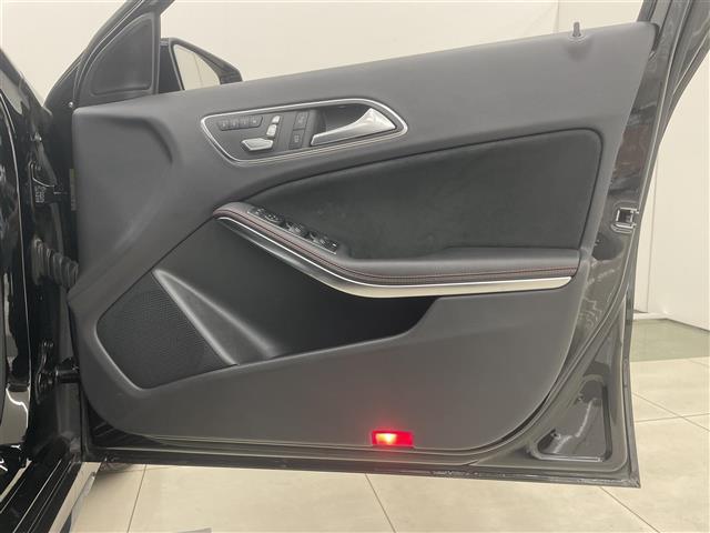 Ａクラス Ａ１８０　レーダーセーフティパッケージ　純正ナビ　Ｒカメラ　キーレスゴー　Ｂｌｕｅｔｏｏｔｈ　ＵＳＢ　ＳＤ　アップルカープレイ　パワーシート　シートヒーター　オートライト　ＡＨＢ　オートワイパー　ＡＨＢ（23枚目）