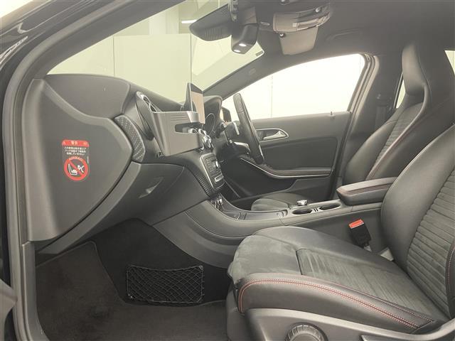 Ａクラス Ａ１８０　レーダーセーフティパッケージ　純正ナビ　Ｒカメラ　キーレスゴー　Ｂｌｕｅｔｏｏｔｈ　ＵＳＢ　ＳＤ　アップルカープレイ　パワーシート　シートヒーター　オートライト　ＡＨＢ　オートワイパー　ＡＨＢ（25枚目）