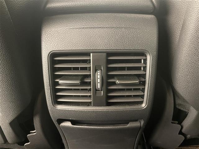 Ａクラス Ａ１８０　レーダーセーフティパッケージ　純正ナビ　Ｒカメラ　キーレスゴー　Ｂｌｕｅｔｏｏｔｈ　ＵＳＢ　ＳＤ　アップルカープレイ　パワーシート　シートヒーター　オートライト　ＡＨＢ　オートワイパー　ＡＨＢ（32枚目）