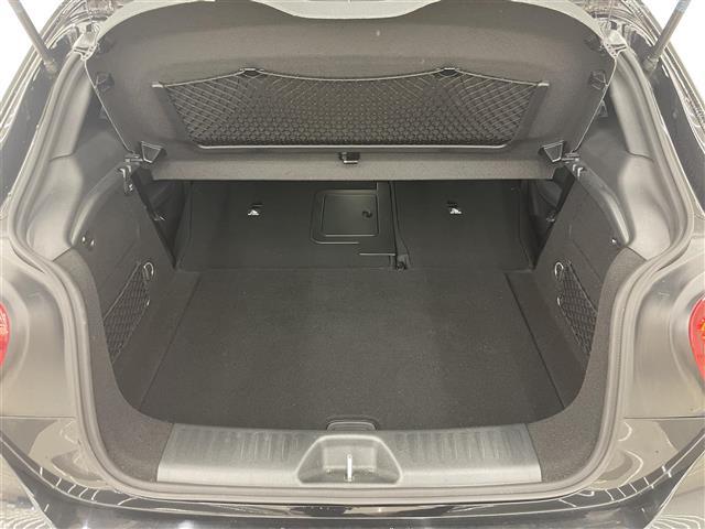 Ａクラス Ａ１８０　レーダーセーフティパッケージ　純正ナビ　Ｒカメラ　キーレスゴー　Ｂｌｕｅｔｏｏｔｈ　ＵＳＢ　ＳＤ　アップルカープレイ　パワーシート　シートヒーター　オートライト　ＡＨＢ　オートワイパー　ＡＨＢ（34枚目）