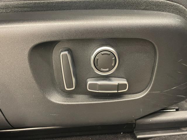 レンジローバーイヴォーク Ｒ－ダイナミック　Ｓ　純正ディスプレイナビ　全方位カメラ　黒革　禁煙車　Ｂｌｕｅｔｏｏｔｈ　前後ドラレコ　ＥＴＣ２．０　電動リヤゲート　ＢＳＭ　パワーシート　追従クルコン　衝突軽減装置　シートヒーター　ステアリングヒーター（29枚目）