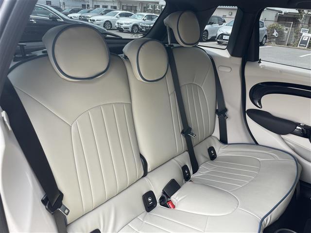 ＭＩＮＩ クーパーＳ　ＪＣＷ・ＰＫＧ（１７インチホイール／エアロ（フロント・リア・サイド）／ＭＩＮＩドライビングモード／レザーステアリング／サスペンション）レザーラウンジ／サテライトグレー　Ｂカメラ　社外フルセグＴＶ（29枚目）