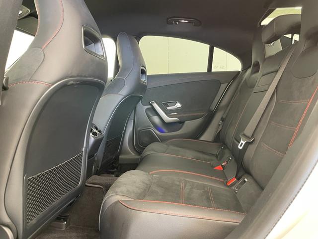 CLAクラス CLA200d AMGライン レーダーセーフティP ナビゲーションP ハーフレザー シートH パワーシート マルチビームLEDヘッドライト 純正ナビ TV リアカメラ 18インチAW アンビエントライト LKA BSM ワンオーナ(38枚目)