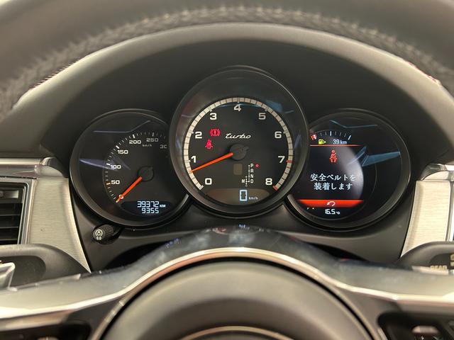 マカン マカン ターボ スポーツクロノPKG BOSEサウンド ボルドーレザーシート パワーシート シートヒーター クルーズコントロール PASM 純正ナビ Rカメラ 左サイドカメラ オートライト ドラレコ2ch ETC(10枚目)