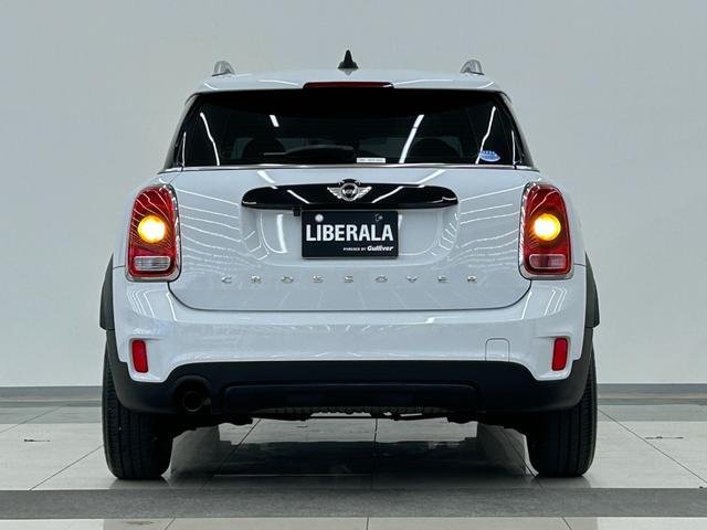 ＭＩＮＩ バッキンガム　ＯＮＥベース特別仕様　ＬＥＤヘッドライト　スポーツレザーステアリング　専用サイドスカットル　マルチファンクションステアリング　クルコン　Ｒカメラ　衝突警告　コンフォートアクセス　オートライト　ＥＴＣ（49枚目）