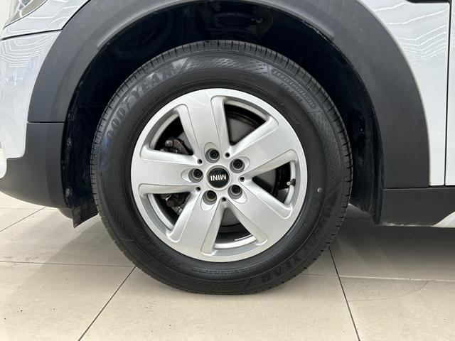 ＭＩＮＩ バッキンガム　ＯＮＥベース特別仕様　ＬＥＤヘッドライト　スポーツレザーステアリング　専用サイドスカットル　マルチファンクションステアリング　クルコン　Ｒカメラ　衝突警告　コンフォートアクセス　オートライト　ＥＴＣ（53枚目）