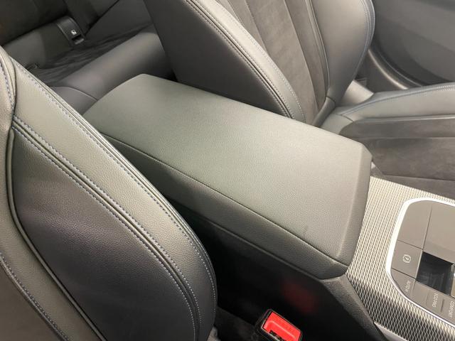 ３シリーズ ３２０ｉ　Ｍスポーツ　サンルーフ　コンフォートＰＫＧ　ドライビングアシストプロフェッショナル　アンビエントライト　仇ぷてぃぶＬＥＤ　純正１８インチ　ワイヤレスチャージ　ＡＣＣ　ライトカーペット　ＦＳＲスポイラー　ＥＴＣ（20枚目）