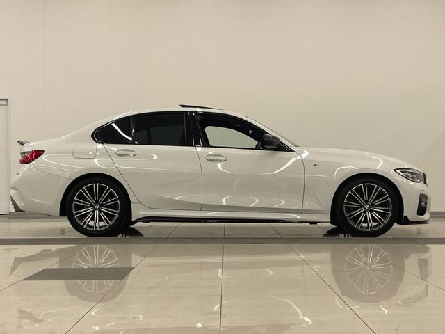 ３シリーズ ３２０ｉ　Ｍスポーツ　サンルーフ　コンフォートＰＫＧ　ドライビングアシストプロフェッショナル　アンビエントライト　仇ぷてぃぶＬＥＤ　純正１８インチ　ワイヤレスチャージ　ＡＣＣ　ライトカーペット　ＦＳＲスポイラー　ＥＴＣ（49枚目）