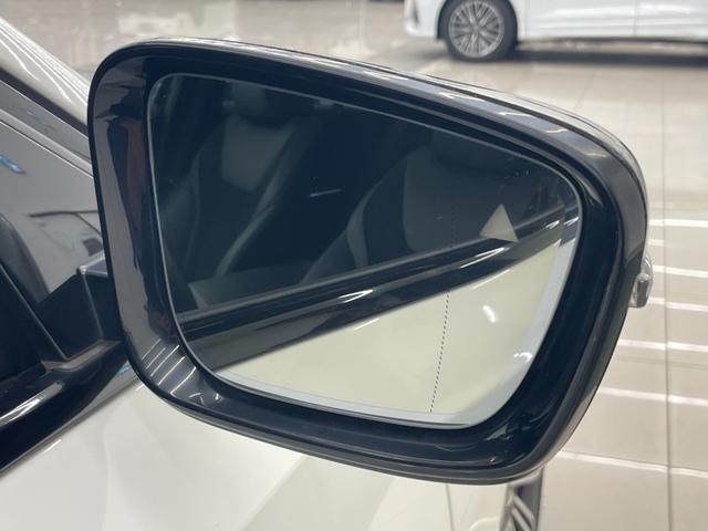 ３シリーズ ３２０ｉ　Ｍスポーツ　サンルーフ　コンフォートＰＫＧ　ドライビングアシストプロフェッショナル　アンビエントライト　仇ぷてぃぶＬＥＤ　純正１８インチ　ワイヤレスチャージ　ＡＣＣ　ライトカーペット　ＦＳＲスポイラー　ＥＴＣ（54枚目）