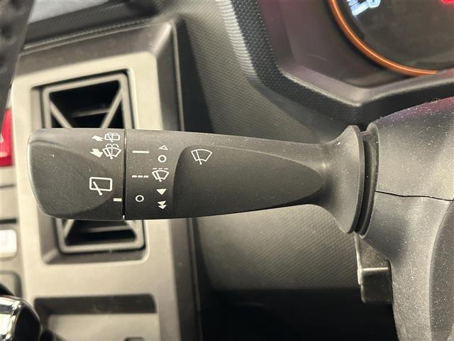 タフト Ｇ　ガラスルーフ　純正ナビ　ＣＤ　ＤＶＤ　Ｂｌｕｅｔｏｏｔｈ　ＵＳＢ　フルセグＴＶ　シートヒーター（Ｄ／Ｎ）　ＬＥＤヘッドライト　ＡＨＢ　プリクラッシュブレーキ　ＬＫＡ　アームレスト　ＡＣＣ（6枚目）