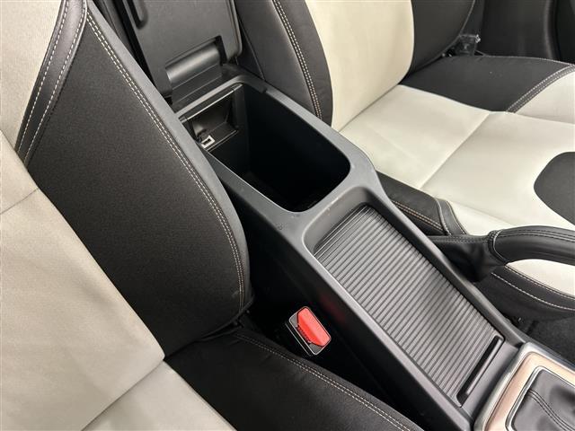 Ｖ４０ クロスカントリー　Ｄ４　モメンタム　純正ナビ　Ｂｌｕｅｔｏｏｔｈ　ＵＳＢ　ＡＭ　ＦＭ　フルセグＴＶ　クロストラフィックアラート　ロードサイドインフォメーション　アクティブハイビーム　リアビューカメラ　ＳＥＮＳＵＳＣＯＮＥＣＴ　ＡＣＣ（29枚目）