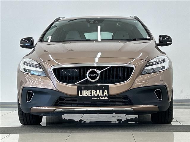 Ｖ４０ クロスカントリー　Ｄ４　モメンタム　純正ナビ　Ｂｌｕｅｔｏｏｔｈ　ＵＳＢ　ＡＭ　ＦＭ　フルセグＴＶ　クロストラフィックアラート　ロードサイドインフォメーション　アクティブハイビーム　リアビューカメラ　ＳＥＮＳＵＳＣＯＮＥＣＴ　ＡＣＣ（37枚目）