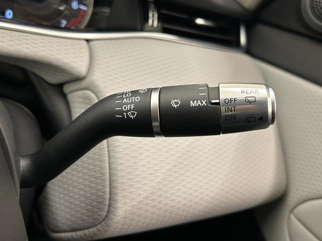 ディスカバリー HSE ワンオーナー MERIDIANスピーカー パノラマサンルーフ 純正ナビ 360°カメラ サイドステップ レザーシート シートヒーター 純正20インチAW AEB LDW BSA LEDヘッドライト(7枚目)