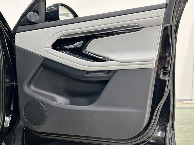 ディスカバリー HSE ワンオーナー MERIDIANスピーカー パノラマサンルーフ 純正ナビ 360°カメラ サイドステップ レザーシート シートヒーター 純正20インチAW AEB LDW BSA LEDヘッドライト(24枚目)