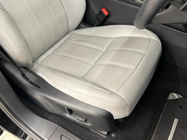 ディスカバリー HSE ワンオーナー MERIDIANスピーカー パノラマサンルーフ 純正ナビ 360°カメラ サイドステップ レザーシート シートヒーター 純正20インチAW AEB LDW BSA LEDヘッドライト(26枚目)