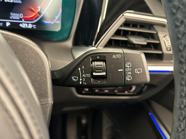 ３シリーズ ３２０ｄ　ｘＤｒｉｖｅツーリング　Ｍスポーツ（9枚目）