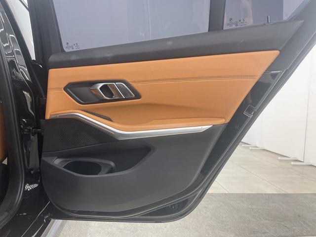 ３シリーズ ３２０ｄ　ｘＤｒｉｖｅ　Ｍスポーツ　コンフォートＰＫＧ　ハイラインＰＫＧ　純正ナビ　全周囲カメラ　ＡＣＣ　オートライト　ＡＨＢ　レインセンサー　ブラウン革　シートヒーター　Ｂｌｕｅｔｏｏｔｈ　ＵＳＢ　アップルカープレイ　ブラックキドニー（29枚目）