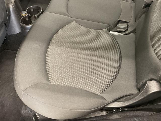 ＭＩＮＩ クーパーＤ　クロスオーバー　アンビエントライト　純正ＣＤプレイヤー　オートエアコン　オートライト　レインセンサー　フォグライト　バイキセノンヘッドライト　ＥＴＣ　ミニ純正ドラレコ　ＡＵＸ　ルーフレール　ＤＳＣ　スタッドレス車載（36枚目）