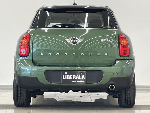 ＭＩＮＩ クーパーＤ　クロスオーバー　アンビエントライト　純正ＣＤプレイヤー　オートエアコン　オートライト　レインセンサー　フォグライト　バイキセノンヘッドライト　ＥＴＣ　ミニ純正ドラレコ　ＡＵＸ　ルーフレール　ＤＳＣ　スタッドレス車載（42枚目）