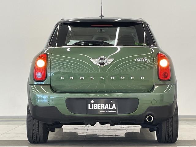 ＭＩＮＩ クーパーＤ　クロスオーバー　アンビエントライト　純正ＣＤプレイヤー　オートエアコン　オートライト　レインセンサー　フォグライト　バイキセノンヘッドライト　ＥＴＣ　ミニ純正ドラレコ　ＡＵＸ　ルーフレール　ＤＳＣ　スタッドレス車載（43枚目）