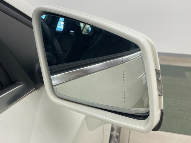 Aクラス A180 ブルーエフィシェンシー AMGエクスクルーシブパッケージ シートヒーター レザーシート クライメイトコントロール コンビニエンスオープン リバースポジション クルコン バックカメラ 純正ナビ Bluetooth(44枚目)