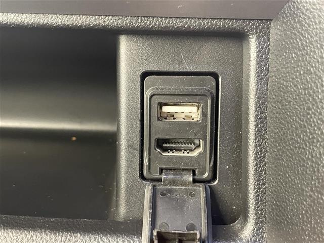 タント カスタムRS トップエディションSAIII スマートアシストIII RS-Rダウンサス ドラレコ レーダー ディーラーOPナビ Rカメラ Bluetooth USB フルセグTV コーナーセンサー バイザー シートカバー 左右パワスラ 社外ツイ(9枚目)