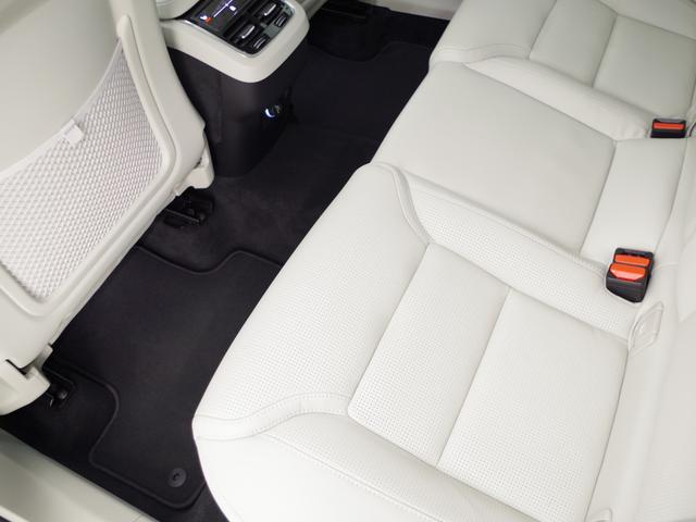 T5 AWD インスクリプション ACC HUD マッサージ機能 360°カメラ 本革 シートヒーター エアシート メモリーシート harman/kardon パワーシート 純正SDナビ Bluetooth 電動リアゲート(59枚目)