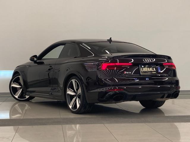 アウディ ＲＳ５