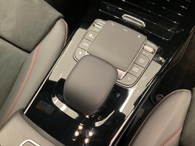 ＣＬＡ２００ｄ　ＡＭＧラインパッケージ　ＲＳＰ　半革　純正ＨＤＤナビ　地デジ　ＬＥＤ　Ａライト　ＢＴ　Ｂカメラ　ＥＴＣ　Ｐシート　シートＨ　スマートキー　Ｐスタート　Ｐシフト　純正１８インチＡＷ　フロアマット　コーナーセンサー(18枚目)