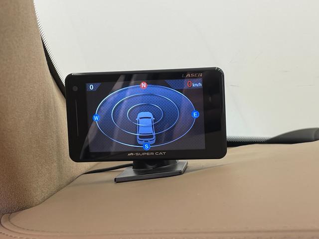 プラチナム　１オーナー　パノラマＳＲ　ＢＯＳＥ　ベージュ革　ＨＵＤ　ＡＣＣ　ＬＤＷ　ＬＫＡ　３６０°カメラ　Ａｐｐｌｅ　Ｃａｒ　Ｐｌａｙ　ハンズフリーパワーテールゲート　デジタルインナーミラー　　ＥＴＣ　Ｐシート(21枚目)