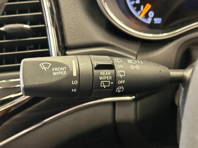 ジープ・グランドチェロキー リミテッド　４ＷＤ　ＥＴＣ　横滑り防止装置　エアバッグ　エアコン　パワーステアリング　パワーウィンドウ　ＡＢＳ（8枚目）