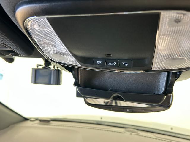 ジープ・グランドチェロキー リミテッド　４ＷＤ　ＥＴＣ　横滑り防止装置　エアバッグ　エアコン　パワーステアリング　パワーウィンドウ　ＡＢＳ（21枚目）