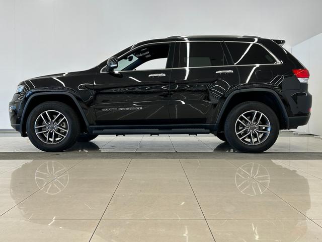 ジープ・グランドチェロキー リミテッド　４ＷＤ　ＥＴＣ　横滑り防止装置　エアバッグ　エアコン　パワーステアリング　パワーウィンドウ　ＡＢＳ（55枚目）