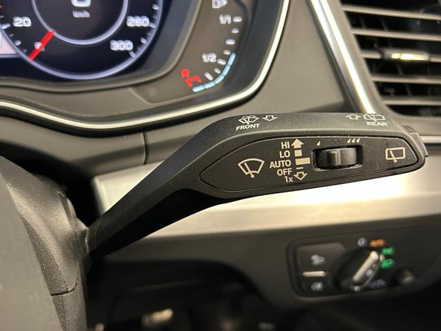 Ｑ５ ４０ＴＤＩクワトロ　スポーツ　Ｓ－Ｌｉｎｅパッケージ　バーチャルＣＰ　マトリクスＬＥＤ　アダプティブハイビームＡ　ハーフレザー　シートヒーター　ＰＷシート　純正ナビ　３６０°カメラ　ＴＶ　ＡＣＣ　ＬＫＡ　ＢＳＭ　　１９インチＡＷ（10枚目）