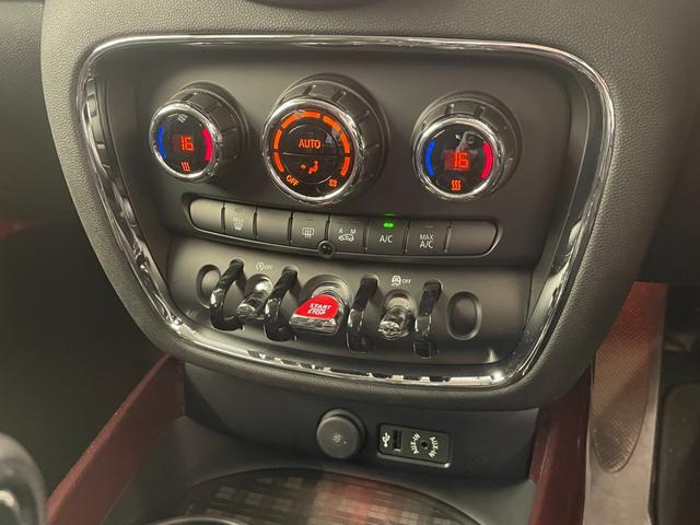 ＭＩＮＩ クーパーＳＤ　クラブマン　ペッパーＰＫＧ　コンフォートＡ　ブラックＡＷ　クルーズコントロール　純正ナビ　Ｂｌｕｅｔｏｏｔｈ　ＬＥＤライト　Ａライト　Ａワイパー　ミラー一体型ＥＴＣ（16枚目）