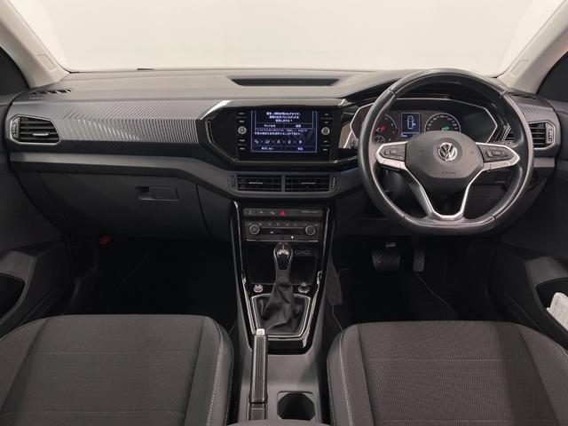 Ｔ－クロス ＴＳＩ　１ｓｔプラス　オールインセーフティ　ＡＣＣ　ＬＫＡ　ＢＳＭ　リアトラックアラート　純正ナビ　リアビューカメラ　ＴＶ　ＡｐｐｌｅＣａｒＰｌａｙ　ＬＥＤヘッドライト　ハイビームＡ　駐車支援システム　純正１８インチＡＷ（2枚目）