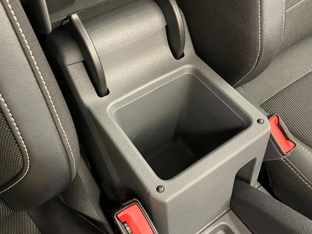 Ｔ－クロス ＴＳＩ　１ｓｔプラス　オールインセーフティ　ＡＣＣ　ＬＫＡ　ＢＳＭ　リアトラックアラート　純正ナビ　リアビューカメラ　ＴＶ　ＡｐｐｌｅＣａｒＰｌａｙ　ＬＥＤヘッドライト　ハイビームＡ　駐車支援システム　純正１８インチＡＷ（22枚目）