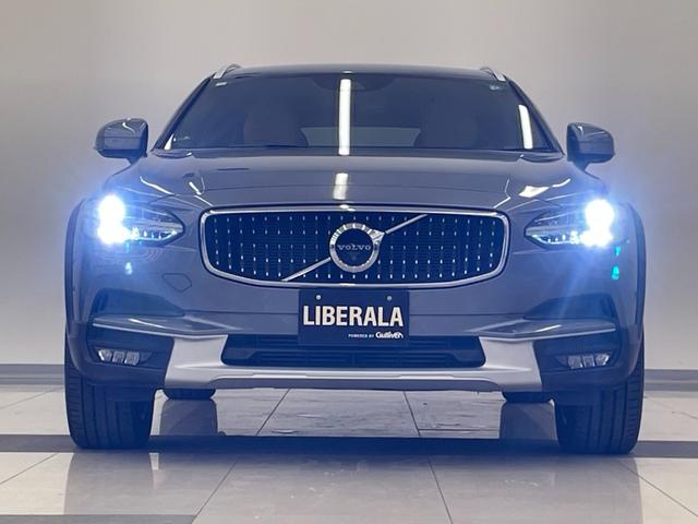 V90 クロスカントリー T5 AWD モメンタム ブラウンレザー シートH PWシート 全周囲カメラ パワーバックドア LEDライト Applecarplay Androidauto Pアシスト 純正ナビ BLIS 18インチAW Bluetooth(44枚目)