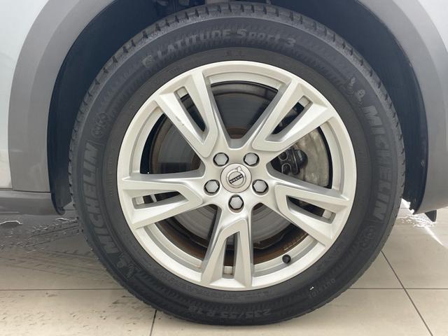 V90 クロスカントリー T5 AWD モメンタム ブラウンレザー シートH PWシート 全周囲カメラ パワーバックドア LEDライト Applecarplay Androidauto Pアシスト 純正ナビ BLIS 18インチAW Bluetooth(54枚目)