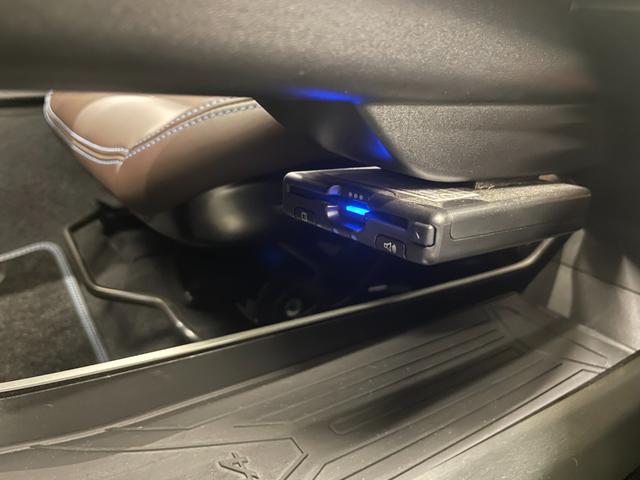 A110 リネージ Sabelt製ブラウン革シート シートヒH ブレンボ製キャリパー Focalスピーカー カーボンインテリア Pシフト クルーズコントロール LEDヘッドライト 純正18インチAW(22枚目)