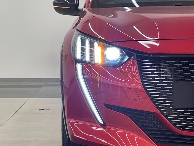 バックオーダーをご利用いただければ、希少なお車や、特定の装備のついたお車など、お客様からのご要望に応じて全国ネットワークからお探しさせて頂きます。